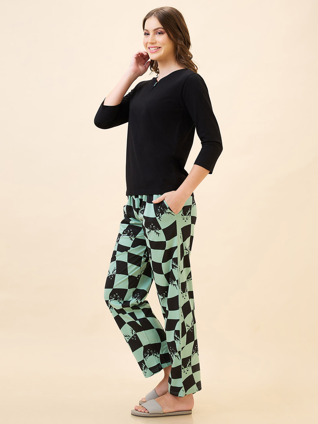 AV2 Women's Cotton Printed Round Neck Short Sleeve Nightsuit Set | Pajama Set | Casual Night Dress for Women Green - 2844A