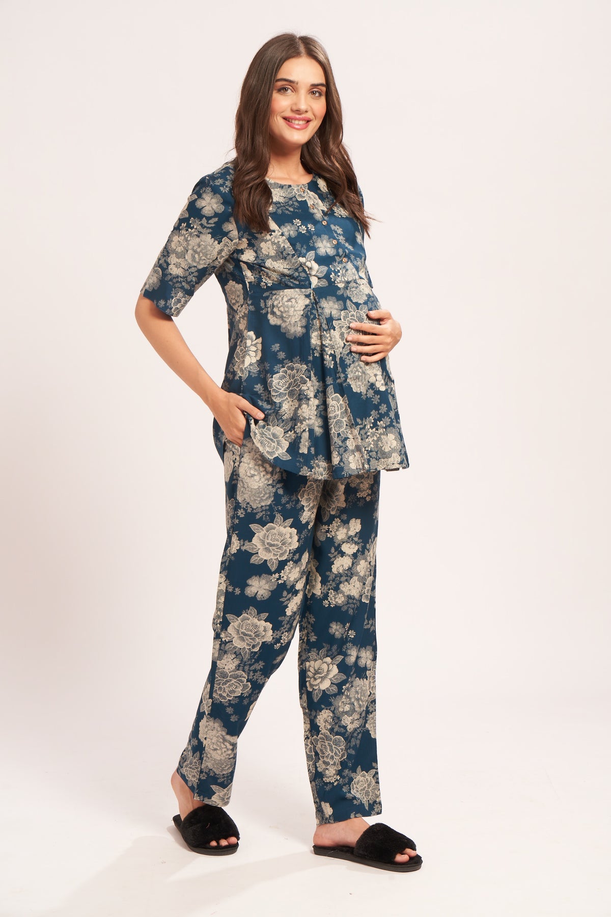 AV2 Women Rayon Printed Maternity Top & Pyjama Set Blue Small - 4050C