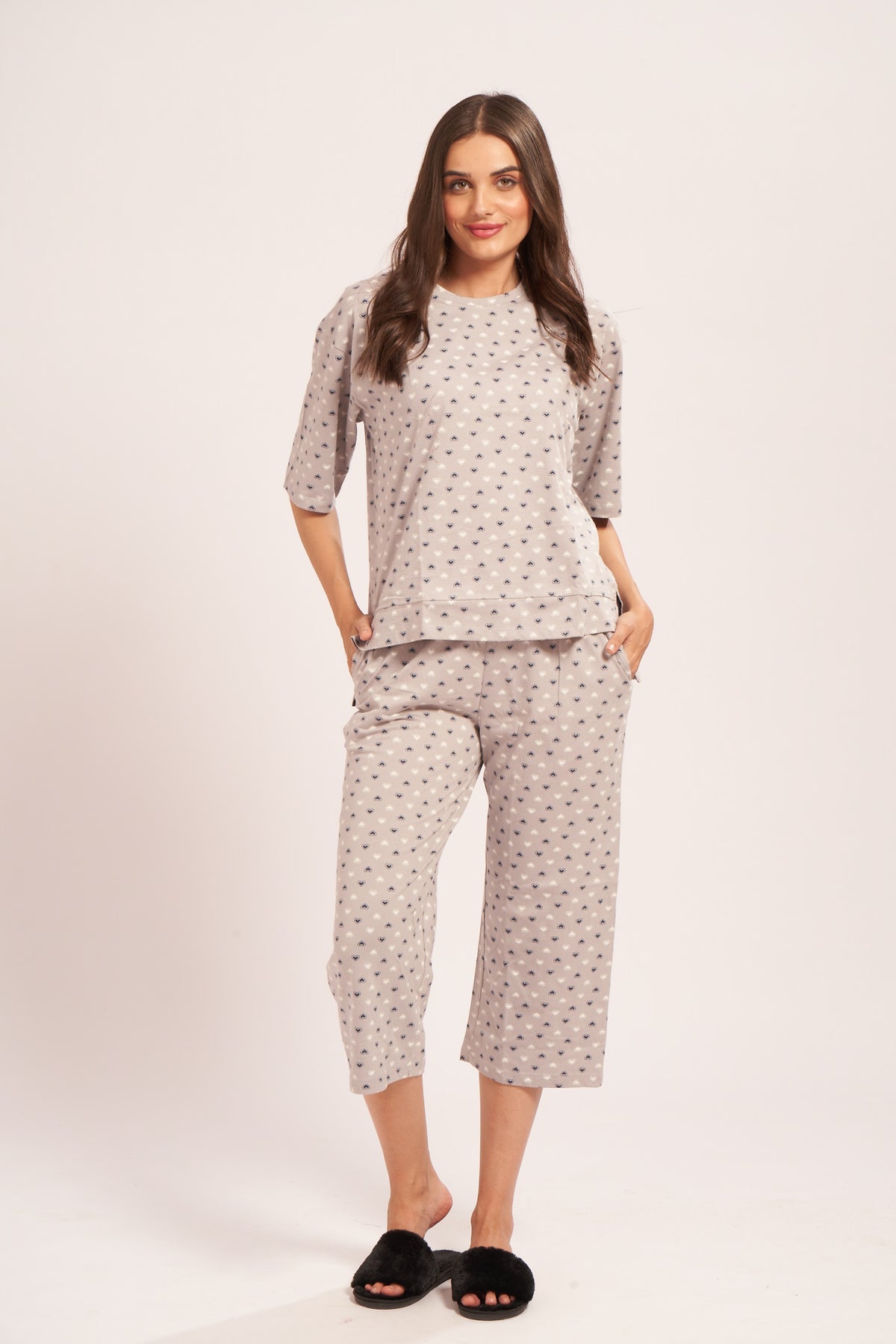 AV2 Women's Cotton Printed Round Neck Short Sleeve Night Suit Set of Culottes Capri Pant | Capri Set | Casual Night Dress for Women Grey Small - 4051A