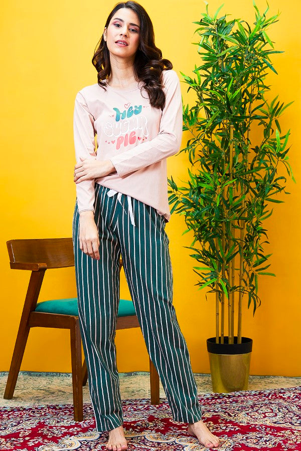 AV2 Women Cotton Printed Top & Pyjama Nightsuit set Peach - 2442A