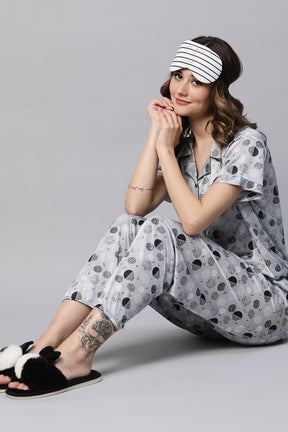 AV2 Women Cotton Printed Top & Pyjama Nightsuit set Grey - 2298B